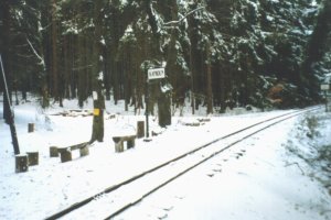 Kaproun - nejmenší vlaková zastávka v ČR.